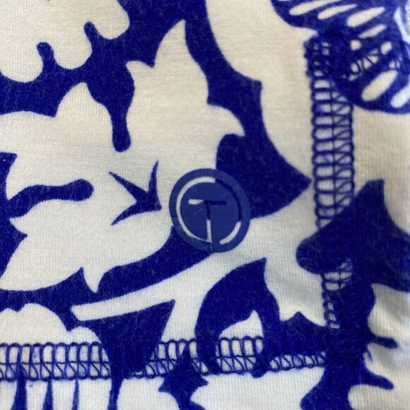 T By TALBOTS Blue Floral UPF 50+ Sun Protection Stretch Knit Top Lp PETITE - Picture 3 of 14
